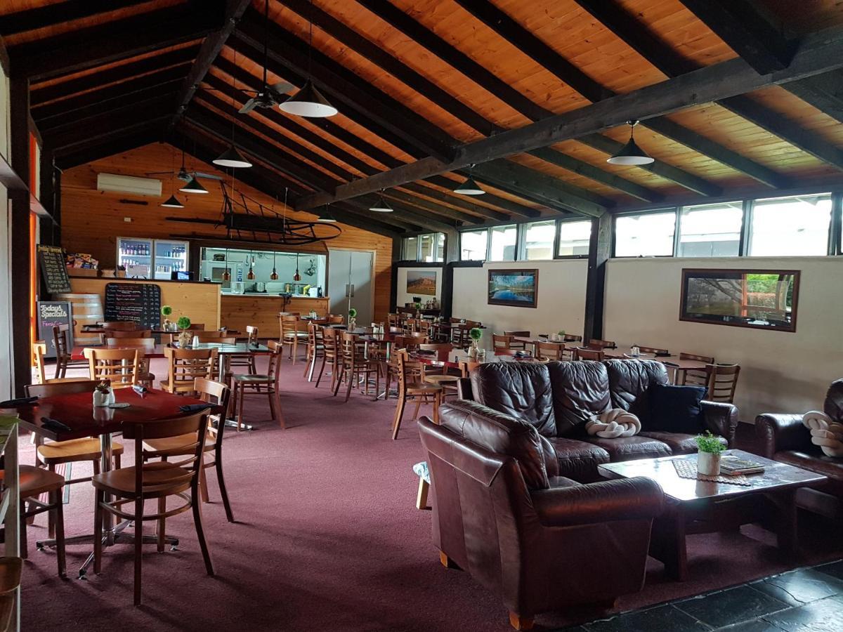 Harrietville Hotel Motel Екстер'єр фото