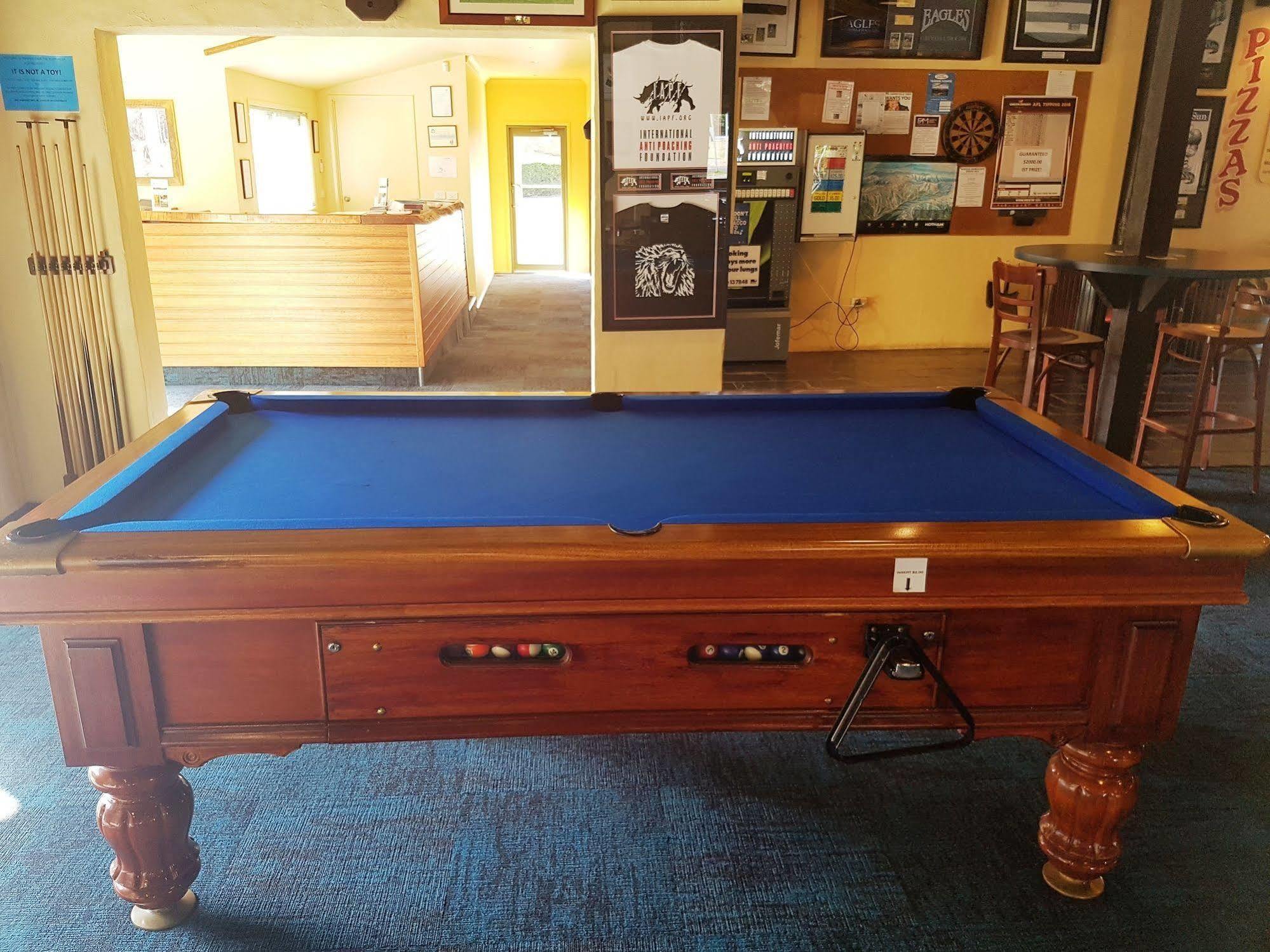 Harrietville Hotel Motel Екстер'єр фото
