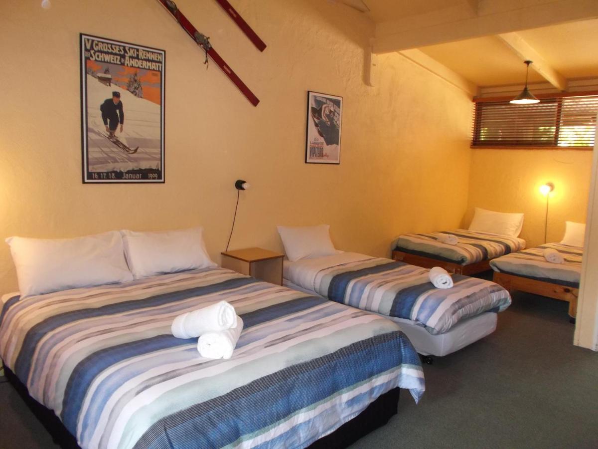 Harrietville Hotel Motel Екстер'єр фото